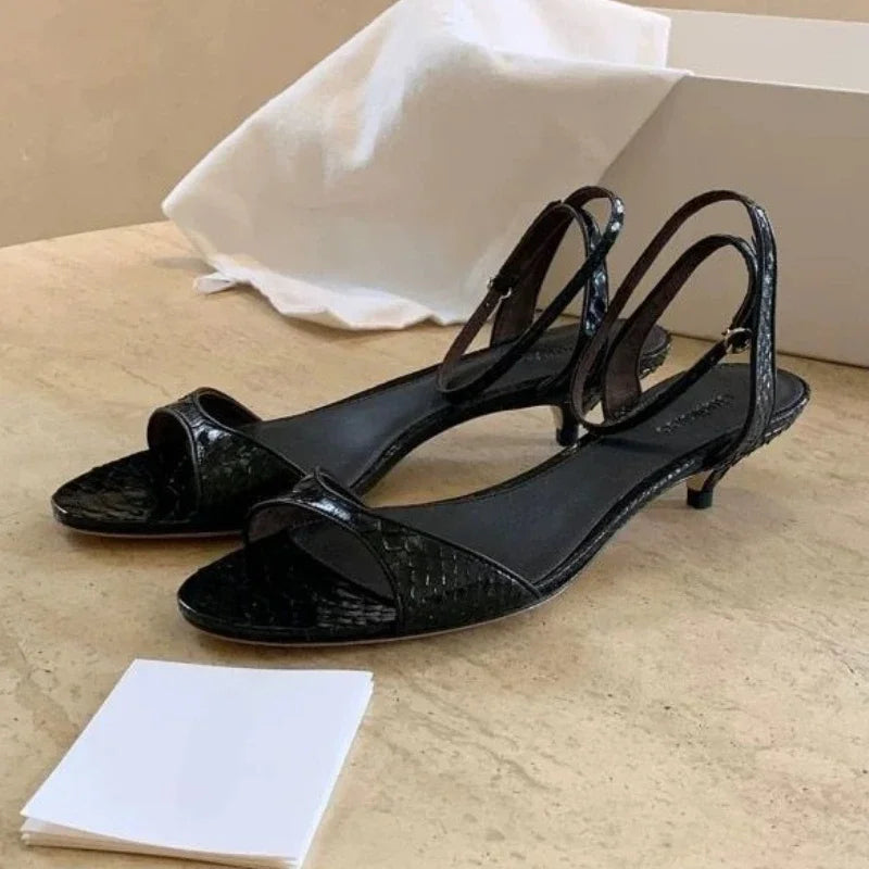 נעלי עקב- מורן