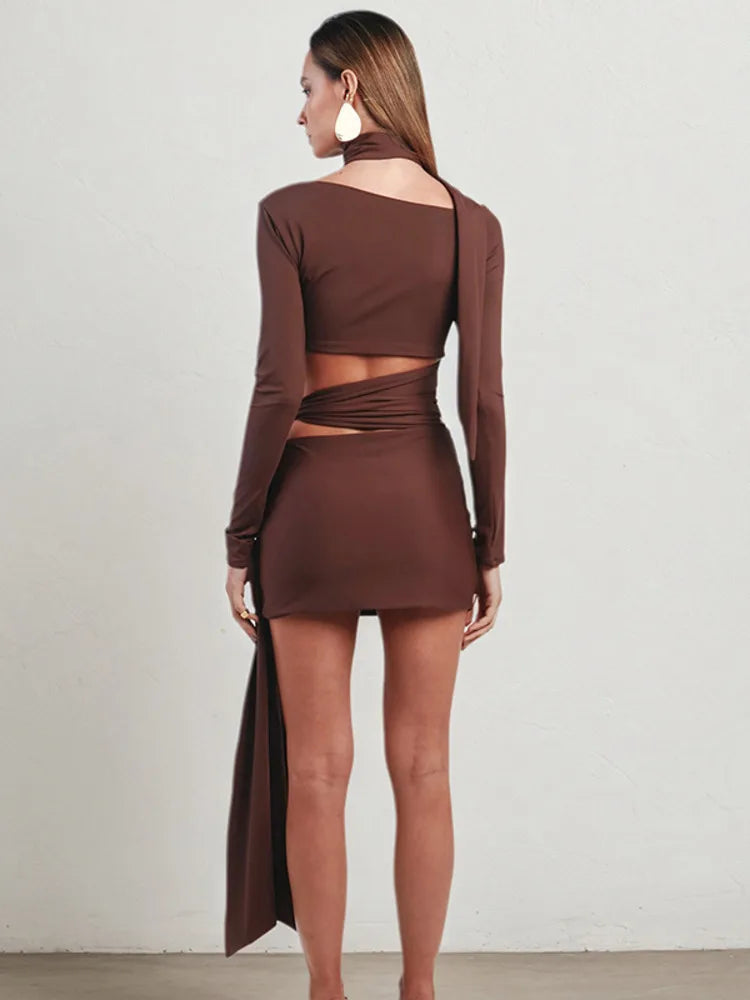 שמלת מיני חיתוכים דגם סופיה