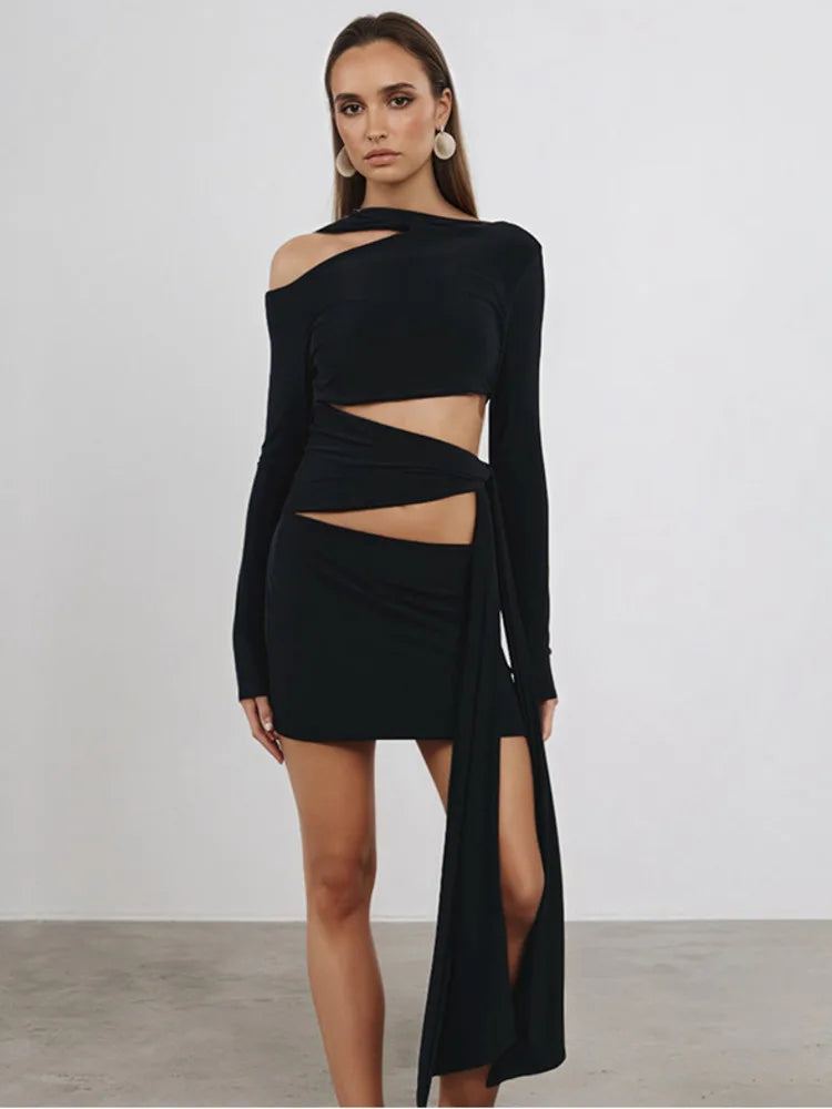 שמלת מיני חיתוכים דגם סופיה