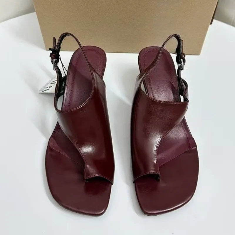 סנדלי עקב- קרן